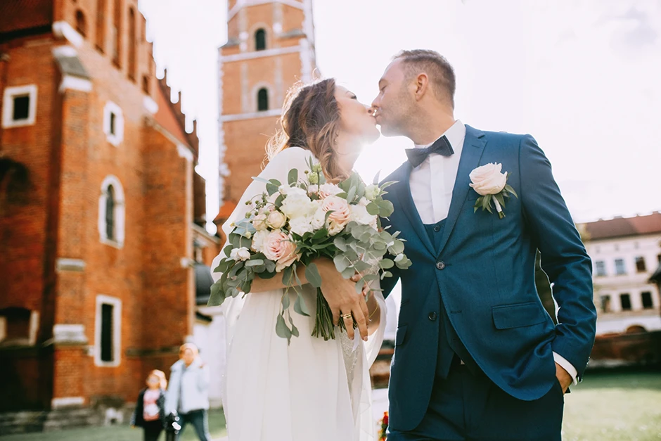 Kościoła Bożego Ciała w Krakowie, sesja ślubna zachód słońca, fotograf ślubny Kraków, sesja Kazimierz, fotograf małopolskie, Hotel Kazimierz