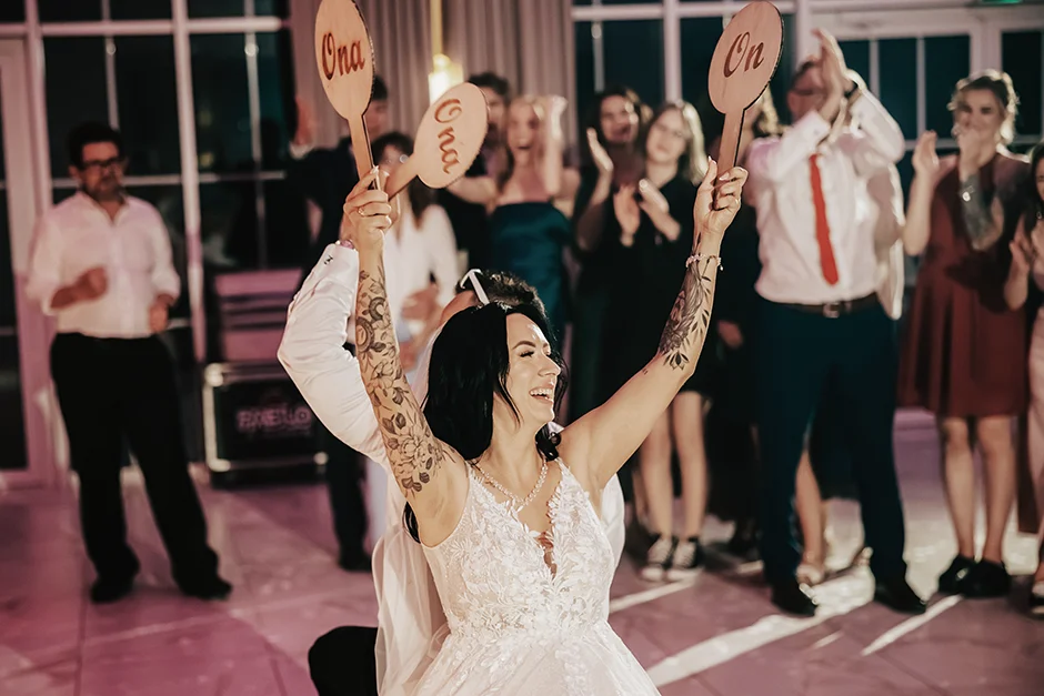 Arkadia Żory. Naturalna fotografia ślubna, elegancka sala i wyjątkowa atmosfera przyjęcia.