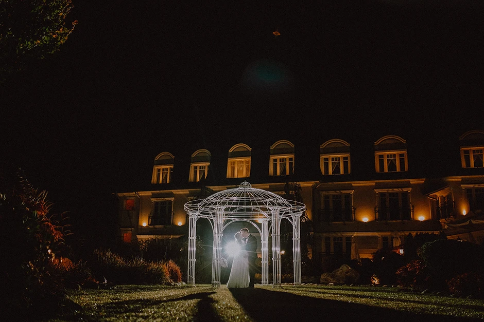 Sesja ślubna jesienią, wesele Luxury Hotel Piekary Śląskie, sesja ślubna w dniu ślubu, Jesienny plener ślubny
