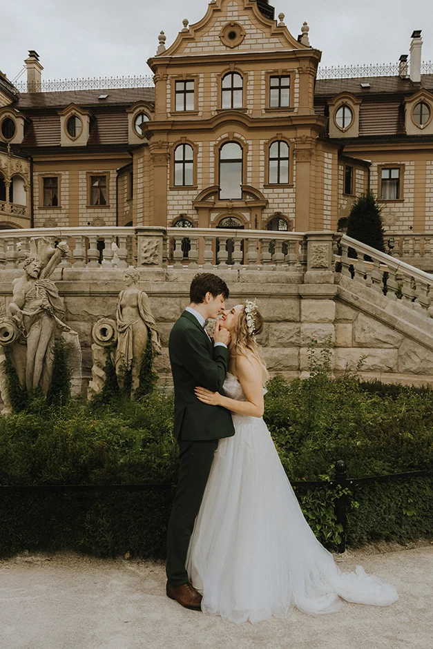 Sesja poślubna w parku