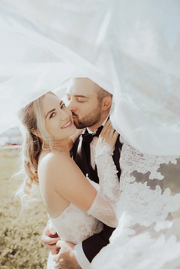 Kamerzysta na wesele, fotograf na ślub, sala weselna