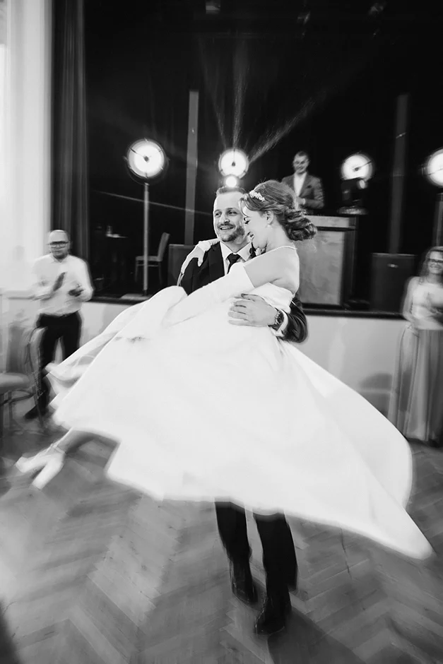 Fotografia ślubna – uchwycenie niezapomnianych chwil z Twojego ślubu