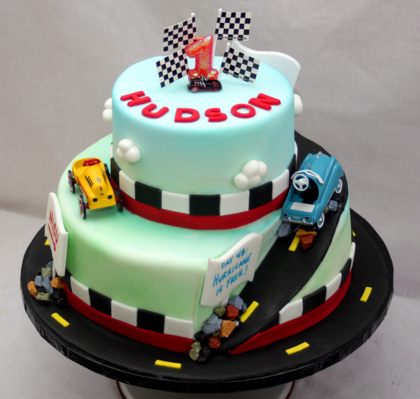 UPHILL ROAD CAKE