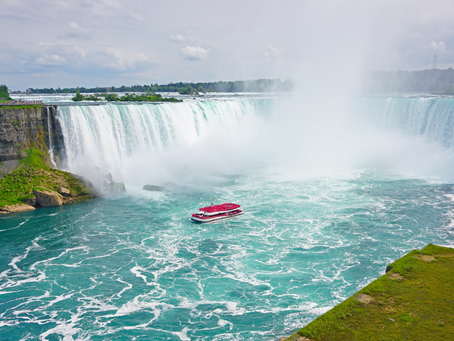 An American’s Adventure to Niagara Falls, Canada: Your Ultimate Travel Guide