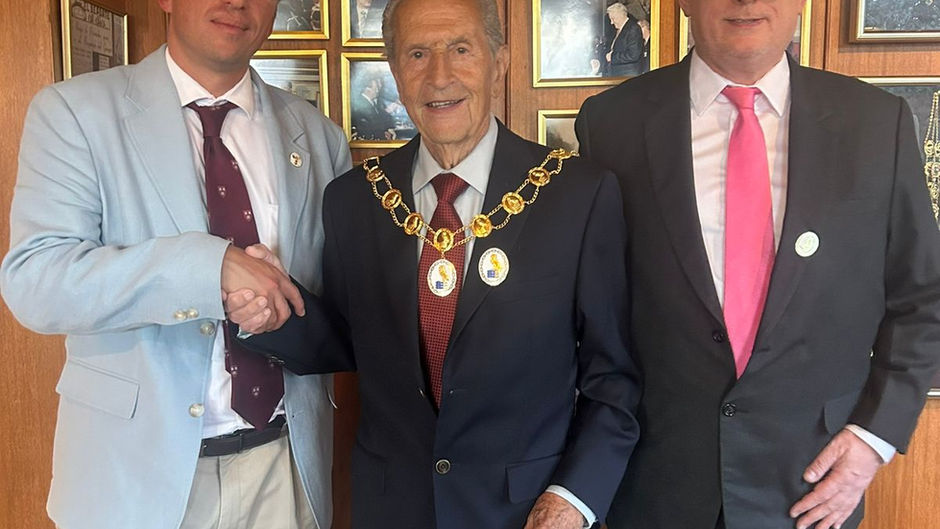 Dr. Rodrigo Borja Cevallos, 36th President of Ecuador, Lux perpetua luceat ei (November 19, 2025)