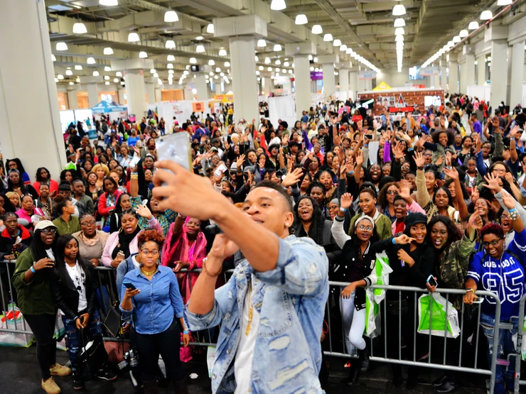 Rotimi Selfie at Circle of Sisters