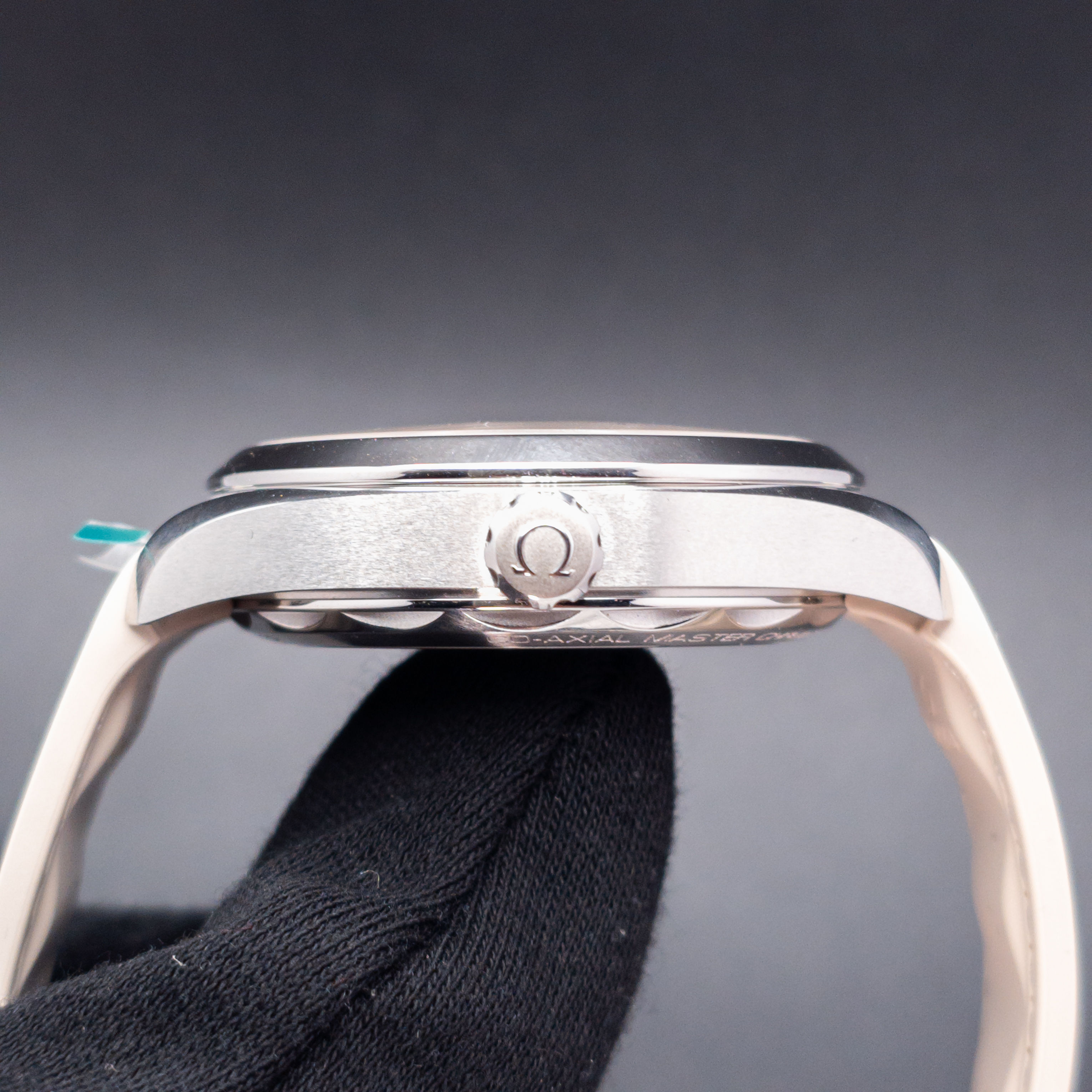 Seamaster Aqua Terra - Small Seconds Beige