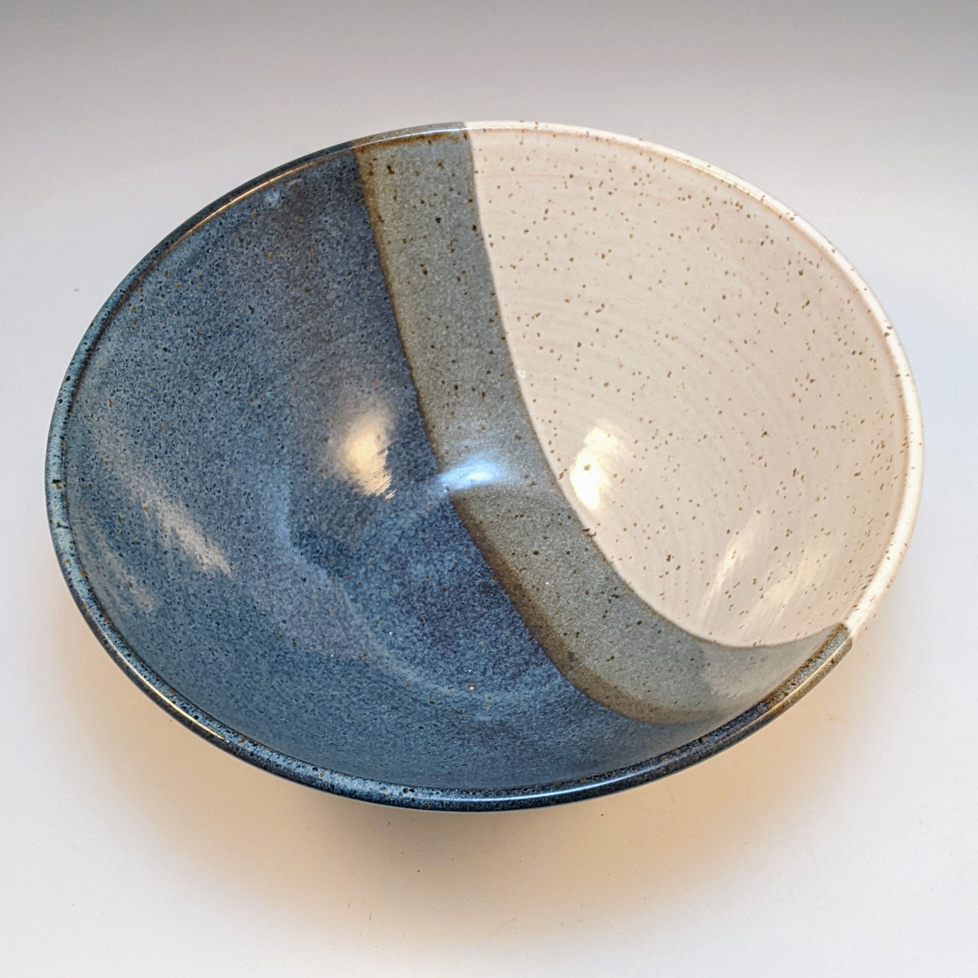 Blue and white medium serving bowl
