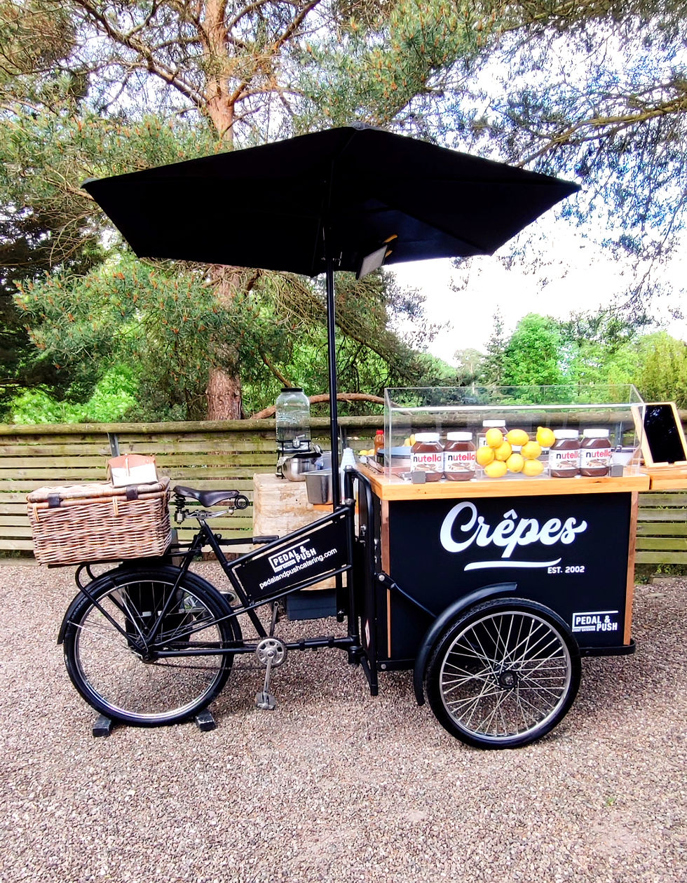 The Crêpe tricycle, celebration in Wales