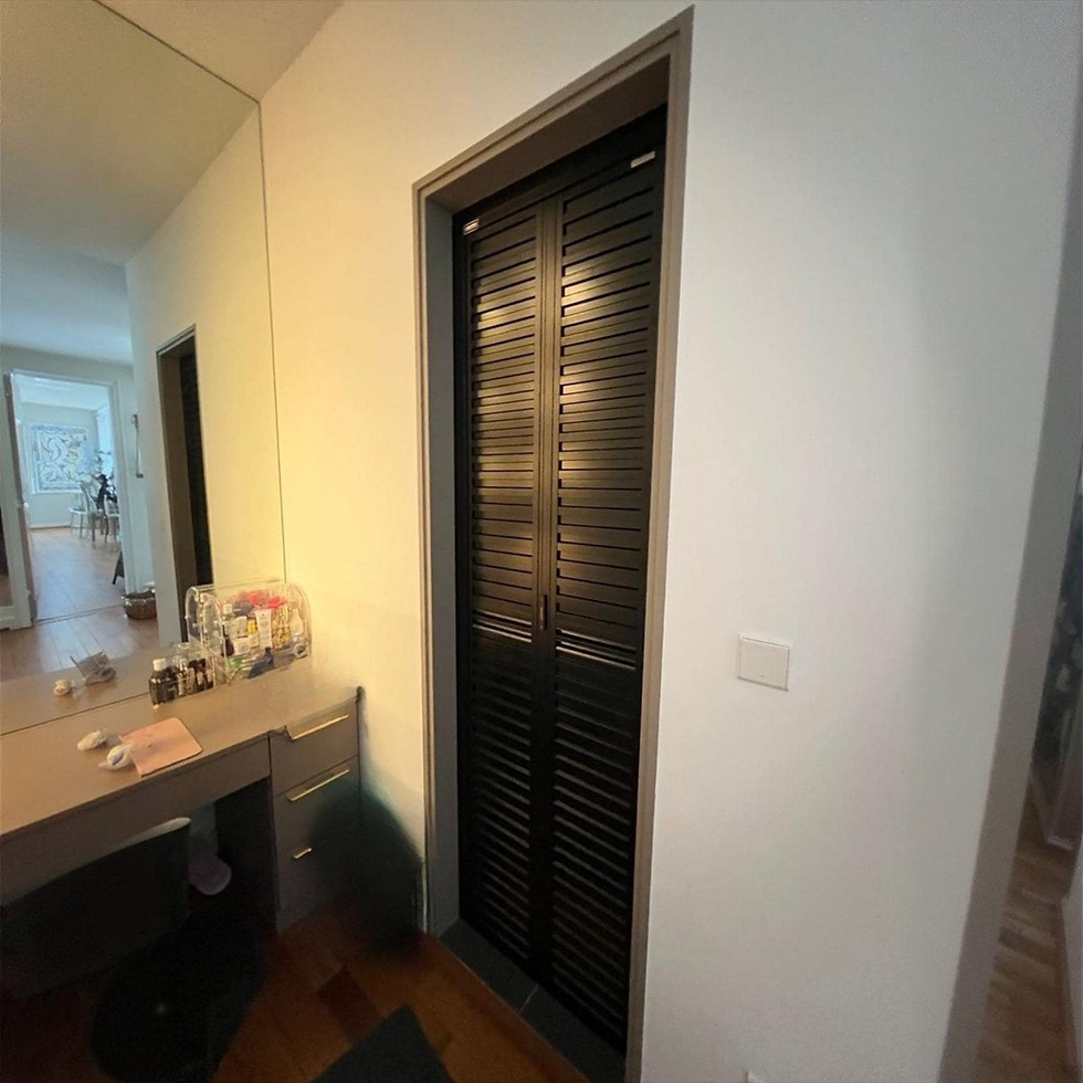 Premium louvre bifold door installed in Singapore HDB Bathroom