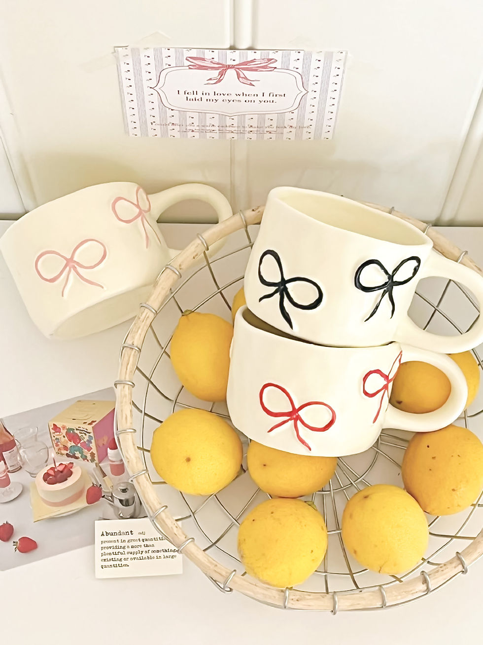 الصورة المصغرة: Bow Ceramic Mug