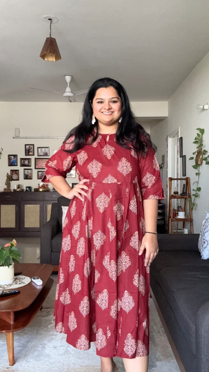 Thumbnail: VeeVa Aabha – Anar - a rich, vibrant maroon