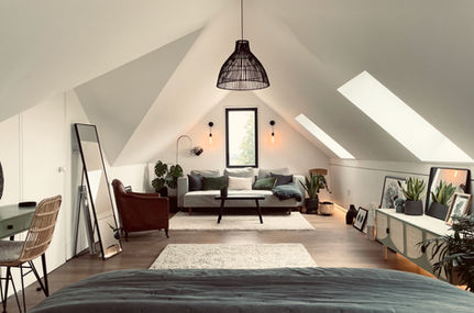 2 Loft bedroom.jpeg