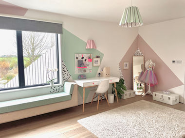 6 Lexi bedroom.jpeg