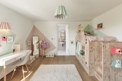 5 Lexi bedroom.jpeg
