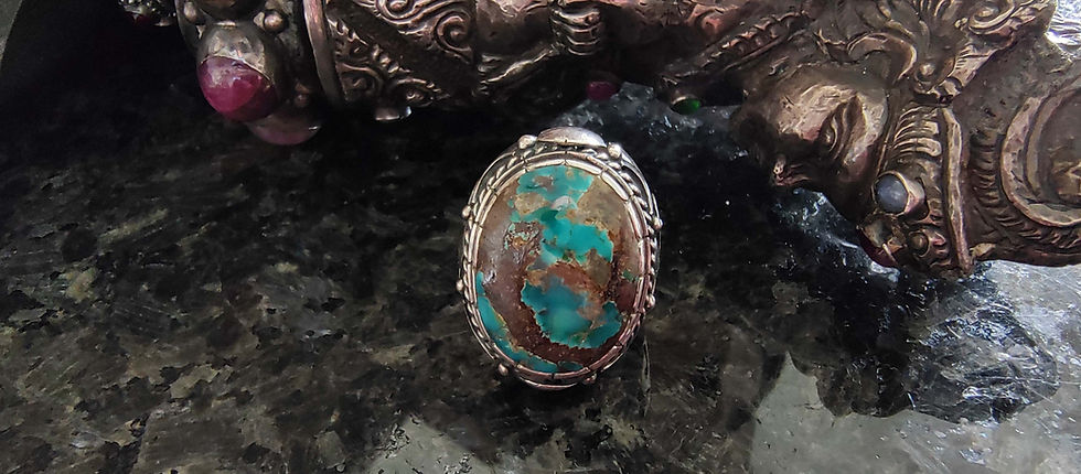 Thumbnail: zilveren ring met spiritueel geladen multi color groen turquoise steen