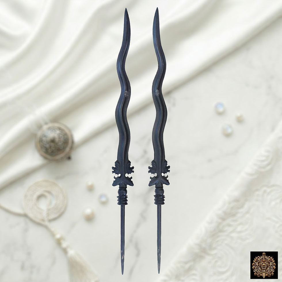 Thumbnail: Antique Javanese Tombak Naga Pengantin – Rare Twin-Naga Ceremonial Spearhead