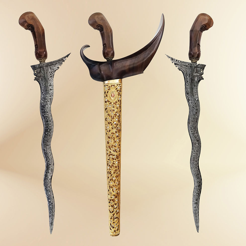 Thumbnail: Antique Singo Kikik - Singo Barong kris, keris - Gold Krawangan pendok