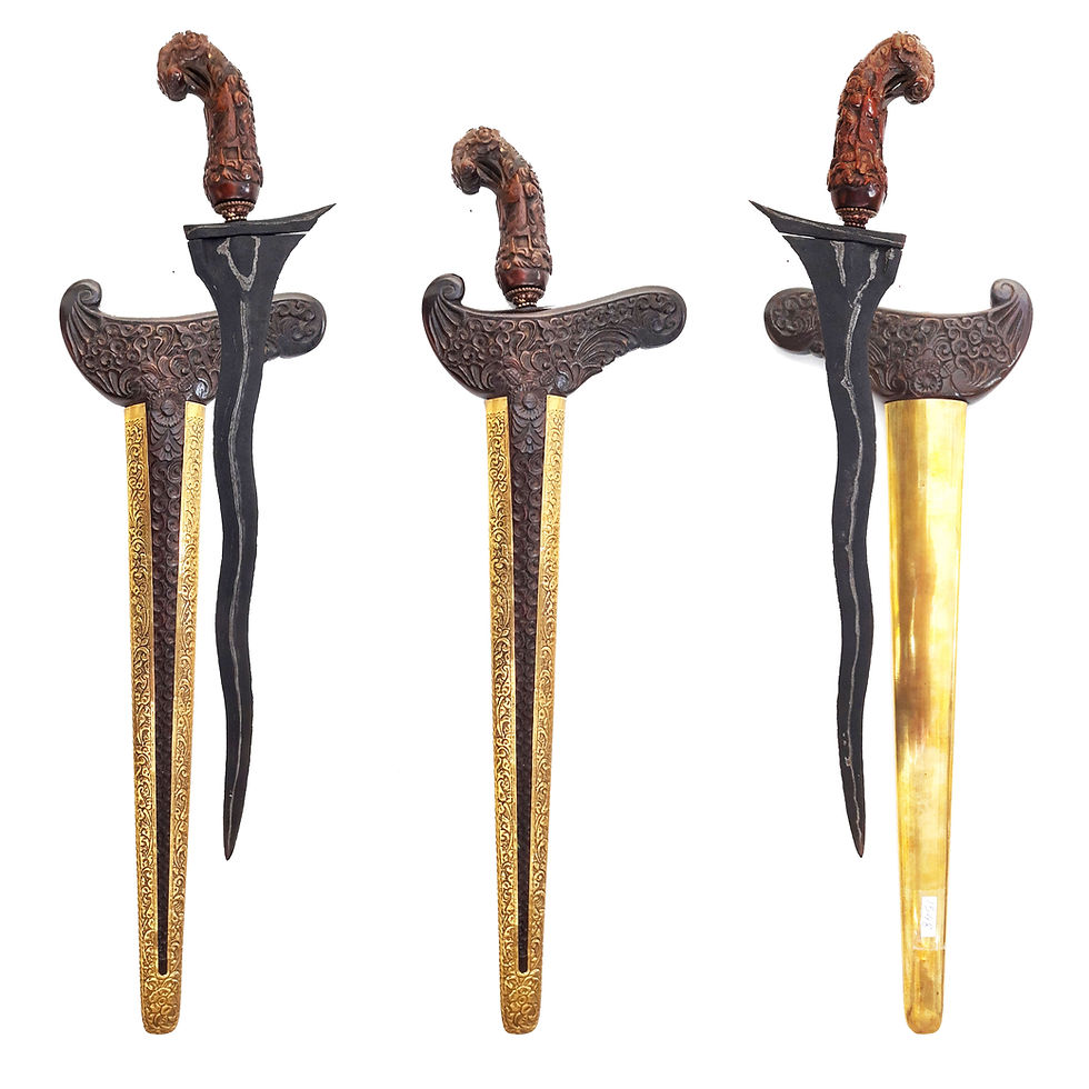 Thumbnail: Rare, antique Pulanggeni, Pancuran Mas keris, kris –  Pancuran Mas pamor
