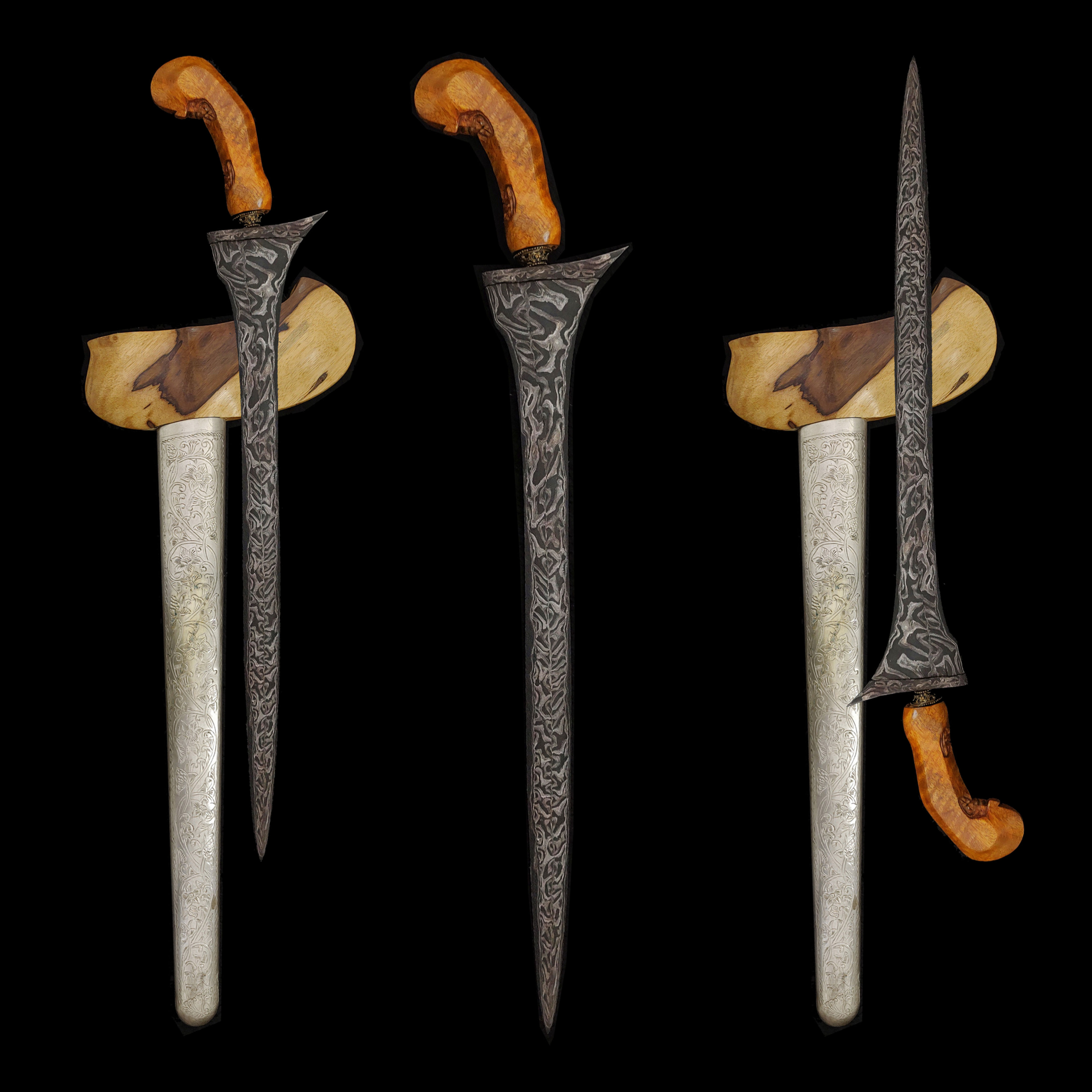 Antique Brojol – Lar Gangsir kris keris - 17th century - pamor Lar Gangsir