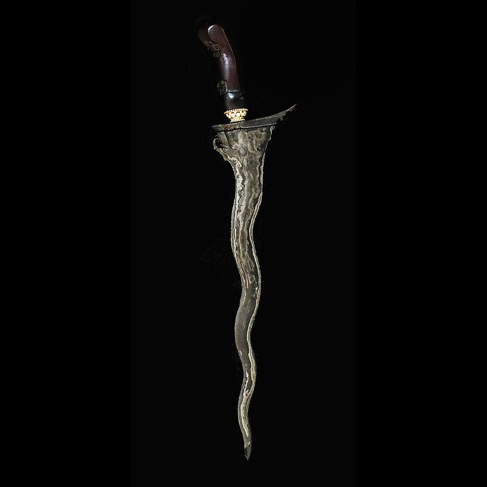 Thumbnail: Resplendent, antique Carubuk Yogyakarta keris, kris - Amazing Wengkon Isen pamor