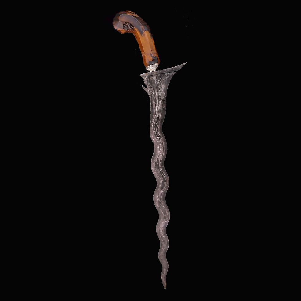 Thumbnail: Powerful old Parungsari keris - 16th century wilah (blade) with 13 Luk (waves)