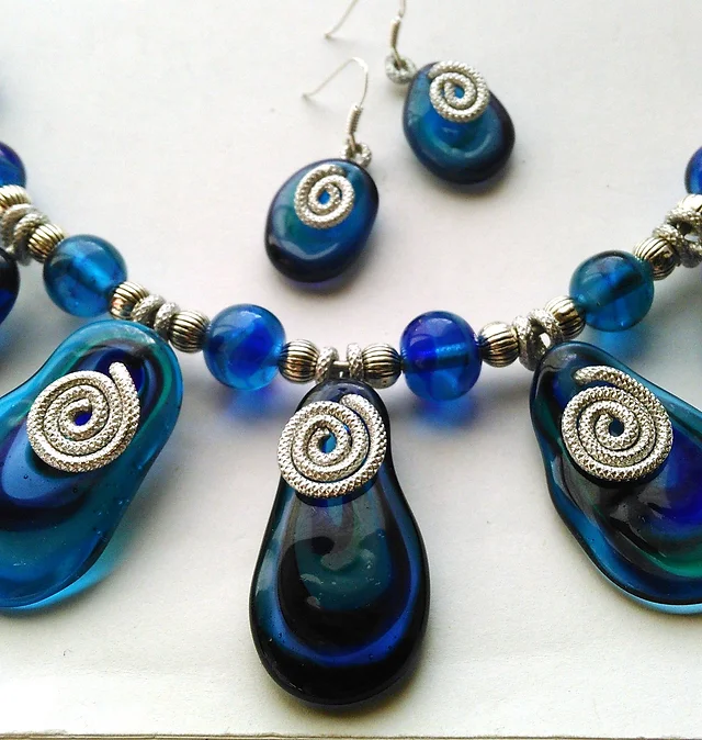Bijoux CLARAMINTS bijoux uniques en verre de Murano.