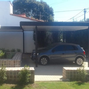 Cochera en el cerro