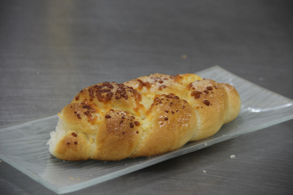 Butter Cheese Twist 牛油芝士辫子