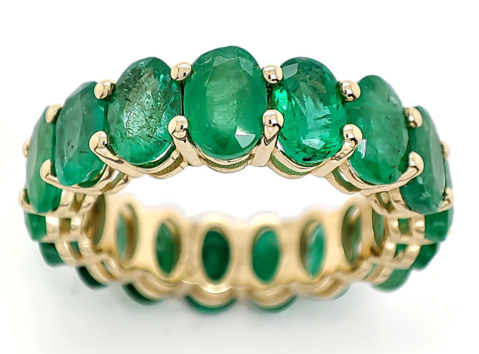Thumbnail: Full Emerald and Yellow Gold Band