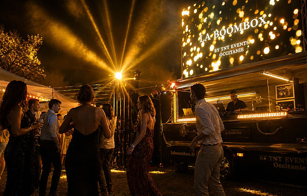 La BoomBox en prestation extérieure pour une soirée festive en Occitanie