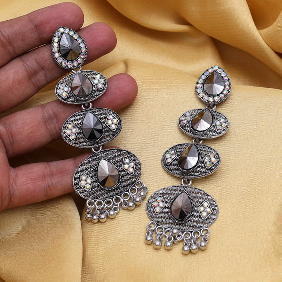 Elegant Oxidized Silver Earrings with Three-Tiered Design