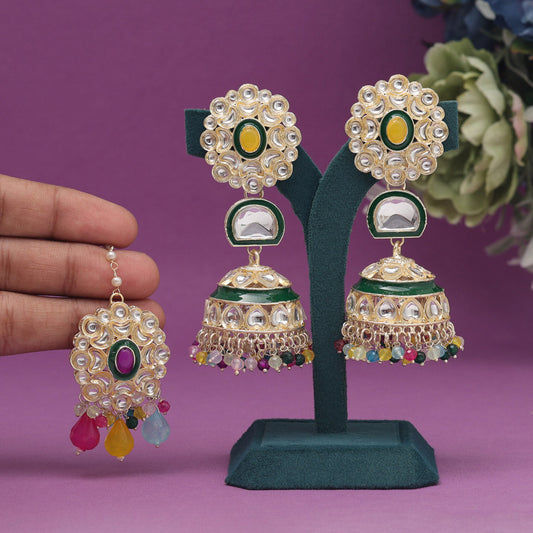 Colorful Rani earrings with jewel details