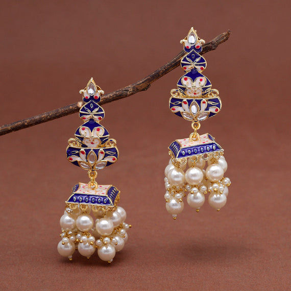 Elegant blue and gold earrings with pearls