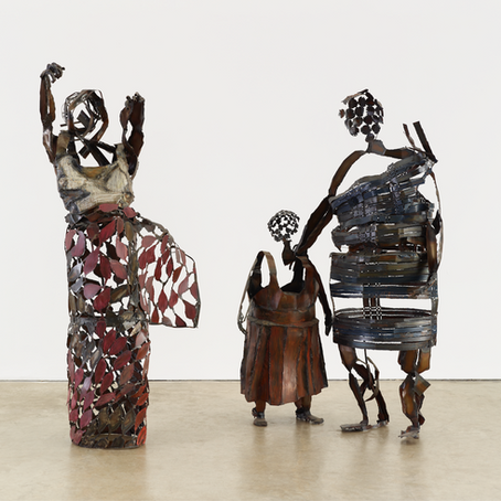 The Form of Being a Pioneer: A Review of Breaking the Mould