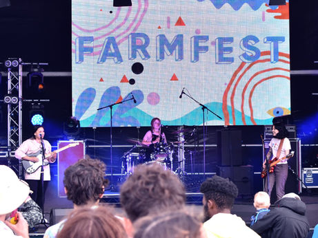 It's Time To Get Obsessed With Peaness