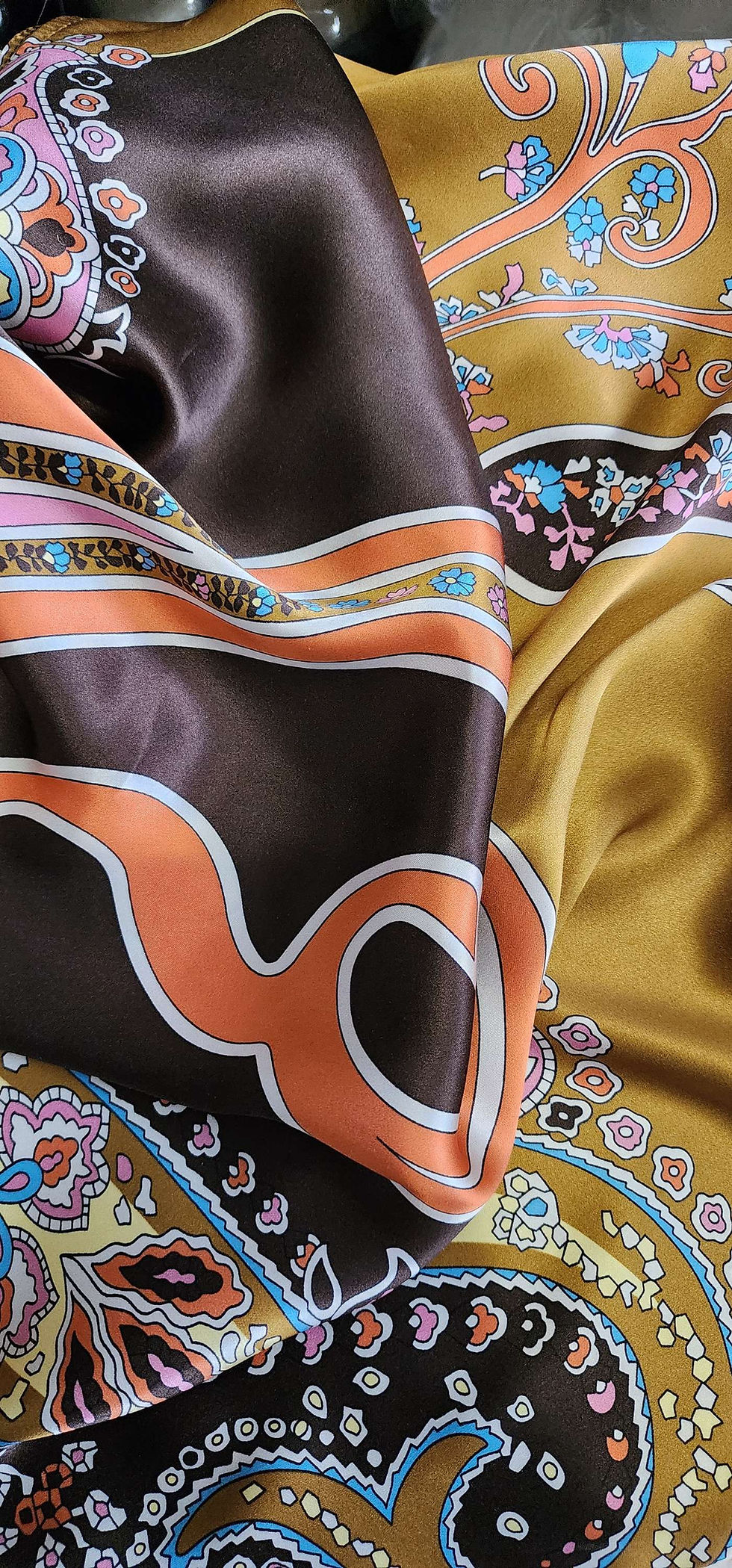 Thumbnail: CamiNaturals Silk Scarf