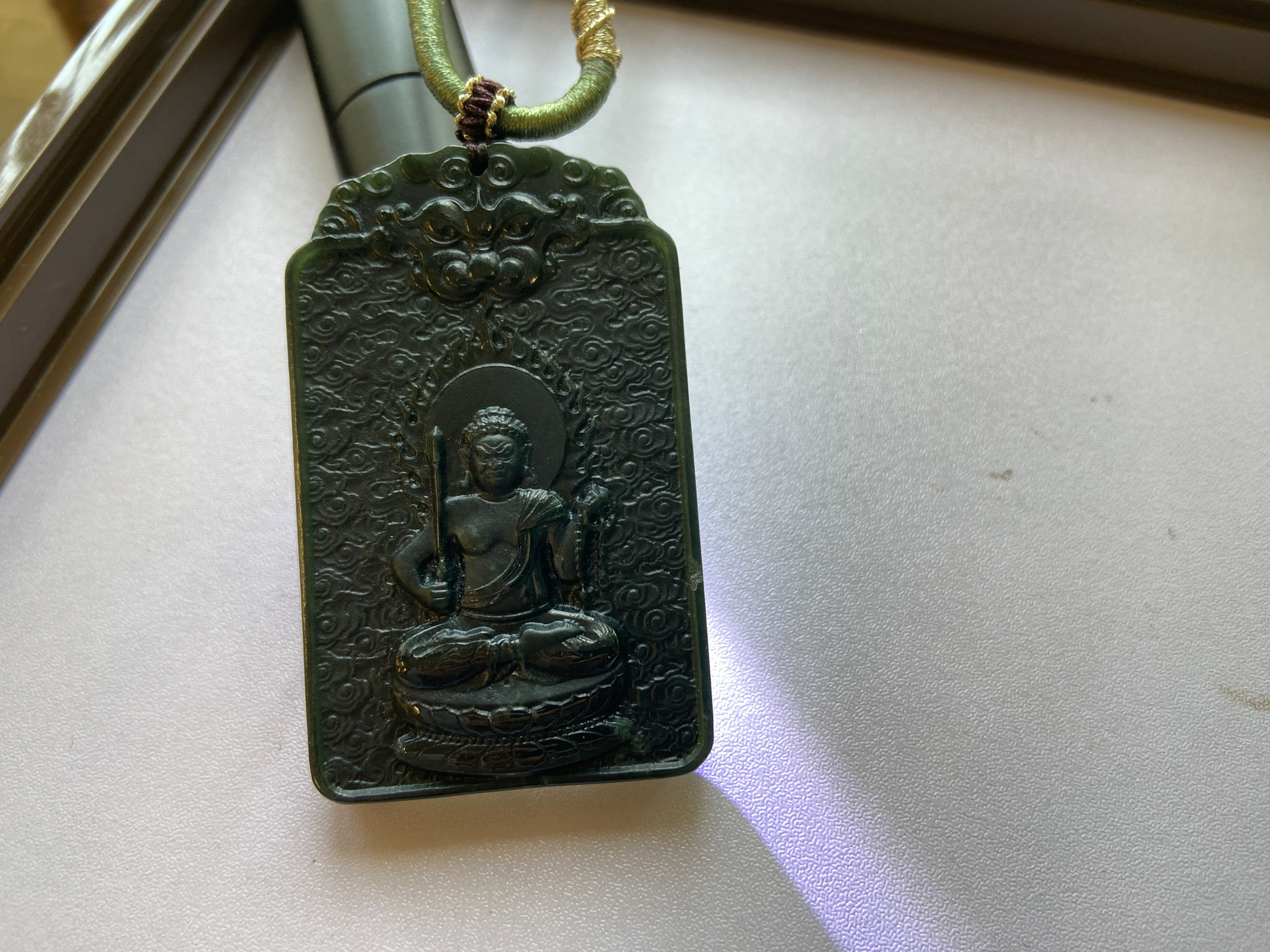 雞本命佛不動明王塔青吊墜Acala Taqing Pendant