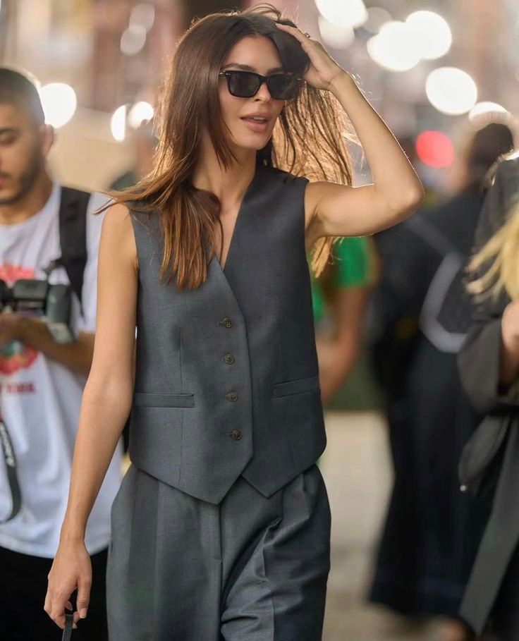 Chaleco, la prenda aliada de todos los años ...