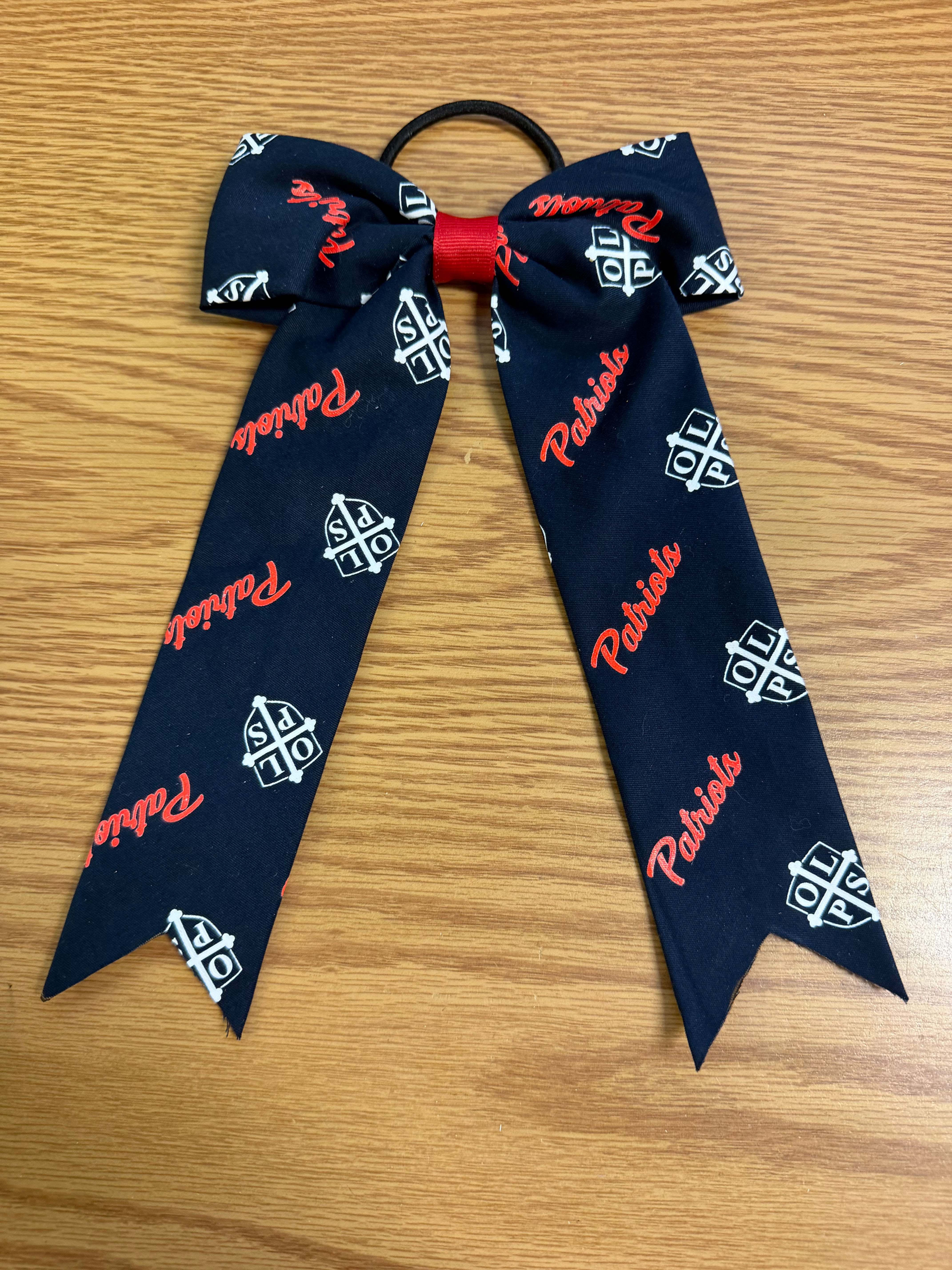 Patriots Large Bow with Tails (FBE176)