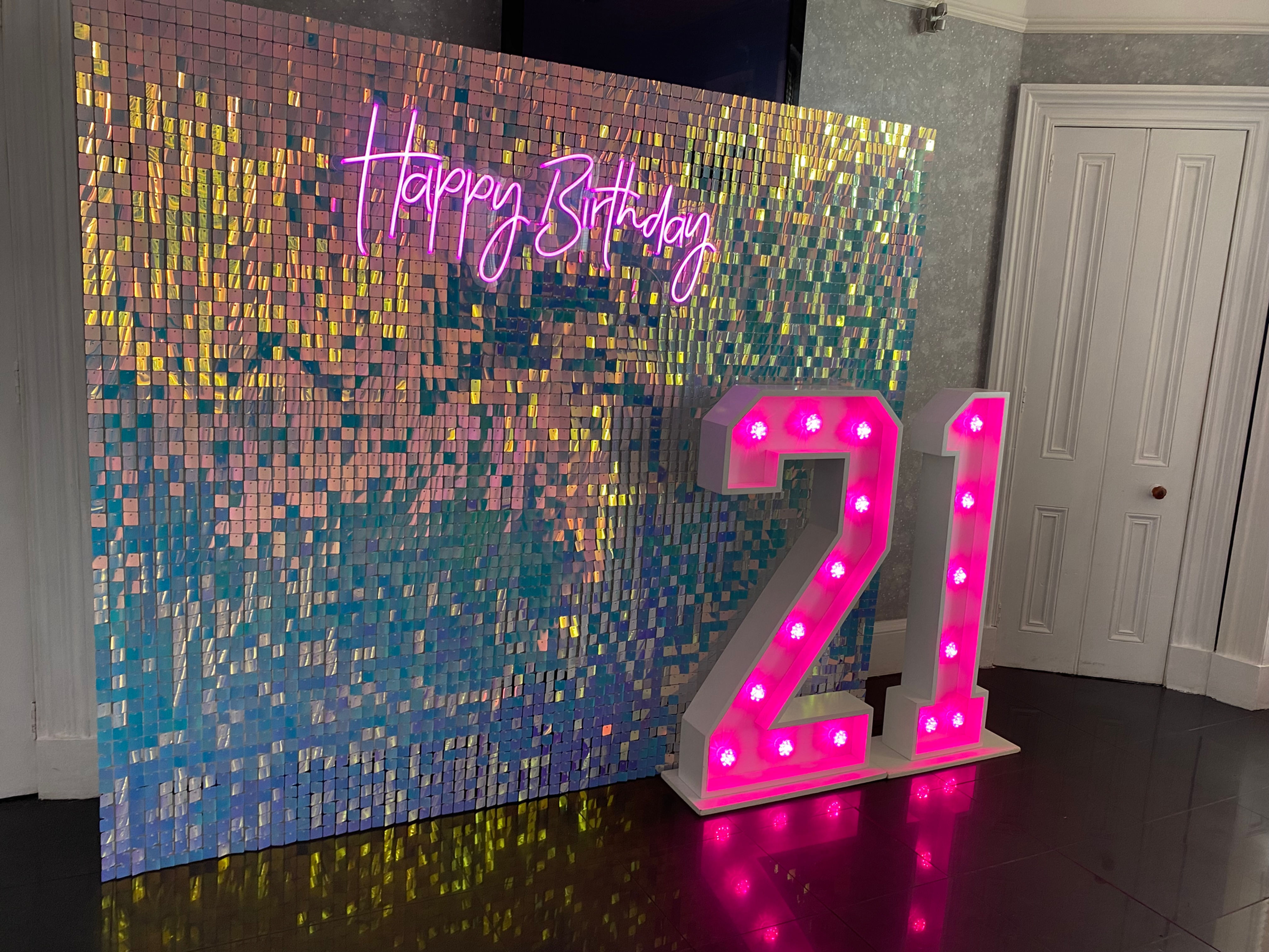 Chameleon Shimmer Wall