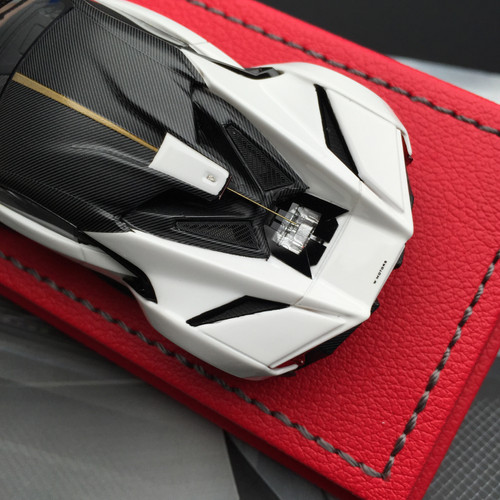 1:43 W Motors Fenyr SuperSport | Buonarte
