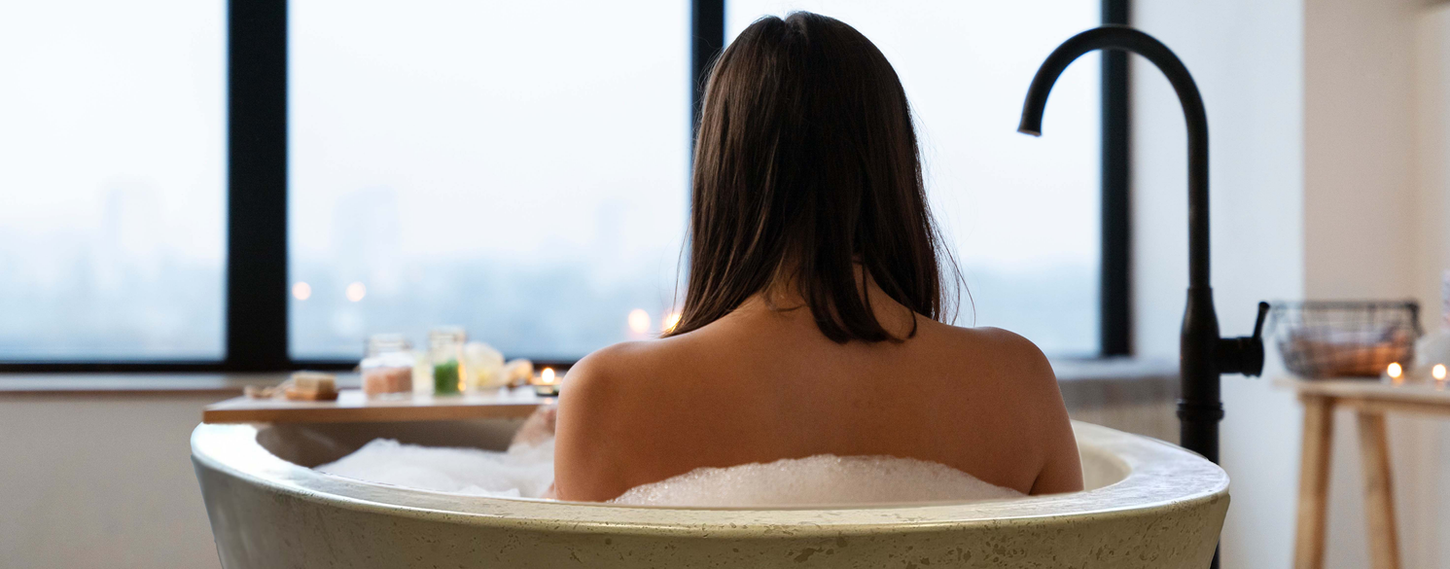 Massive BAdewanne Travertin Classic hell