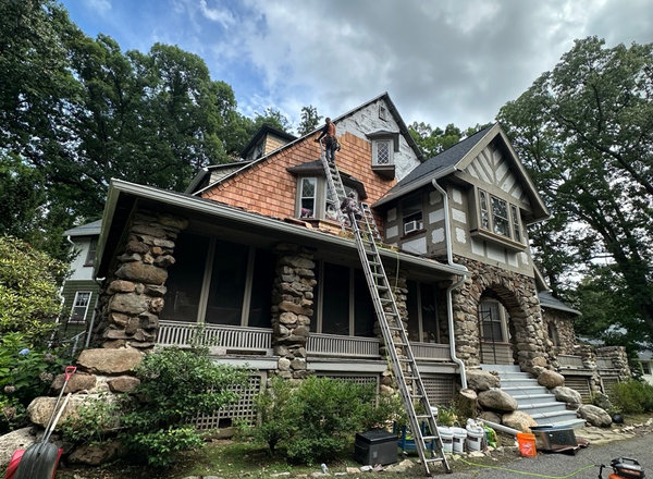 Siding and window line on a Fair Lawn NJ home exterior