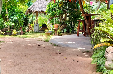 Mr Dee Chilling Hill Koh Samui