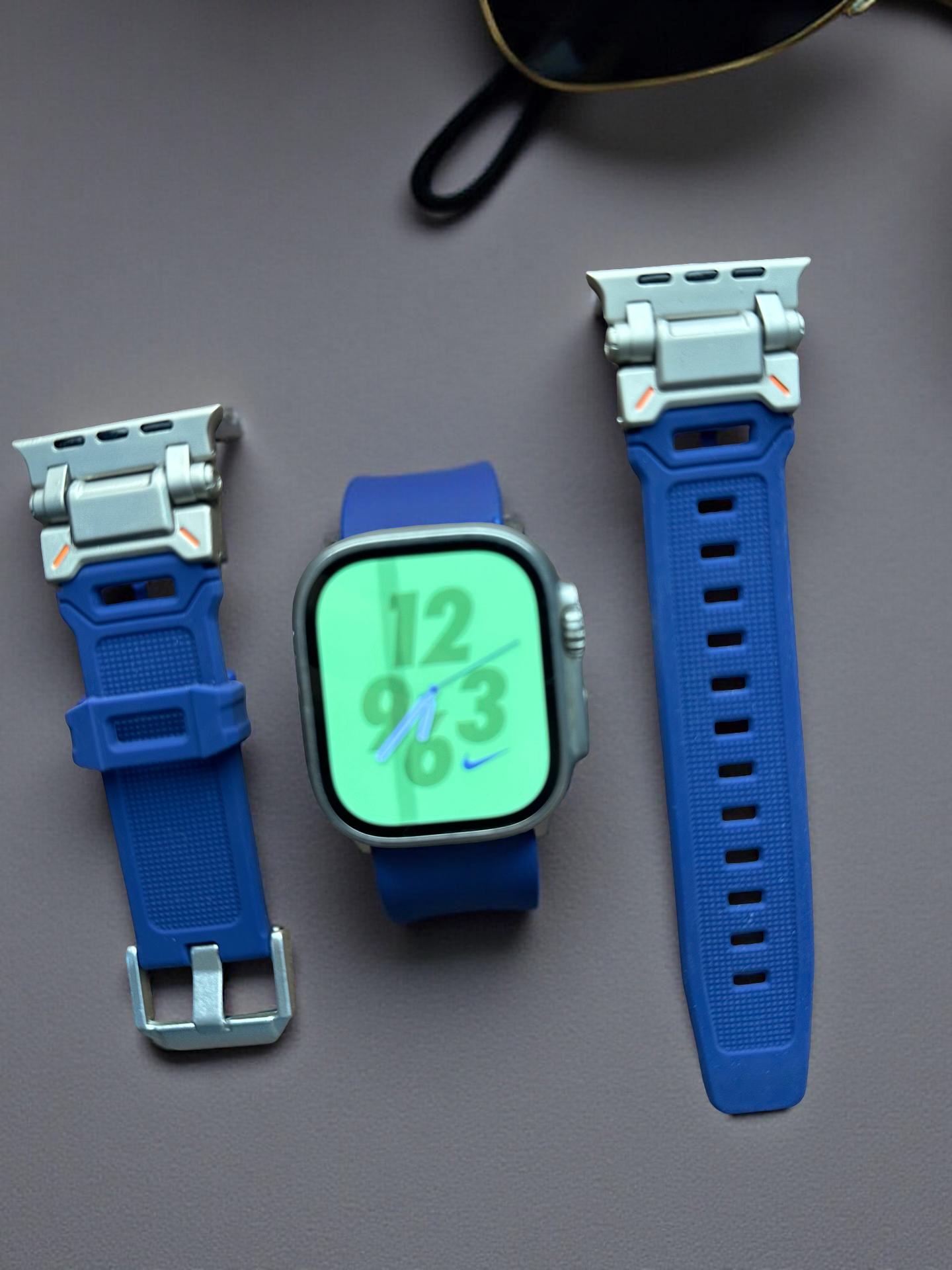 STRAP WITH METAL CONNECTOR 