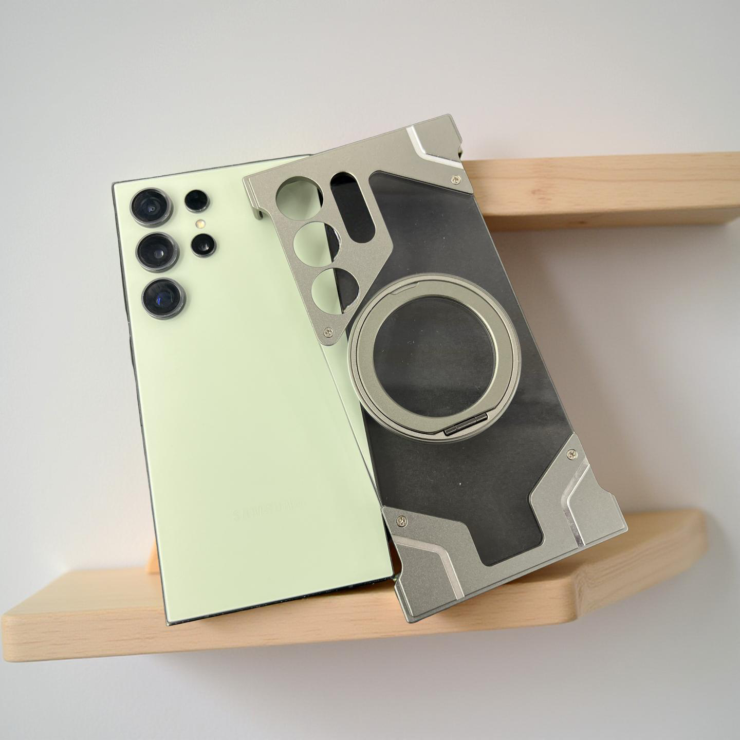 METAL TPU CASE WITH MAGSAFE+STAND