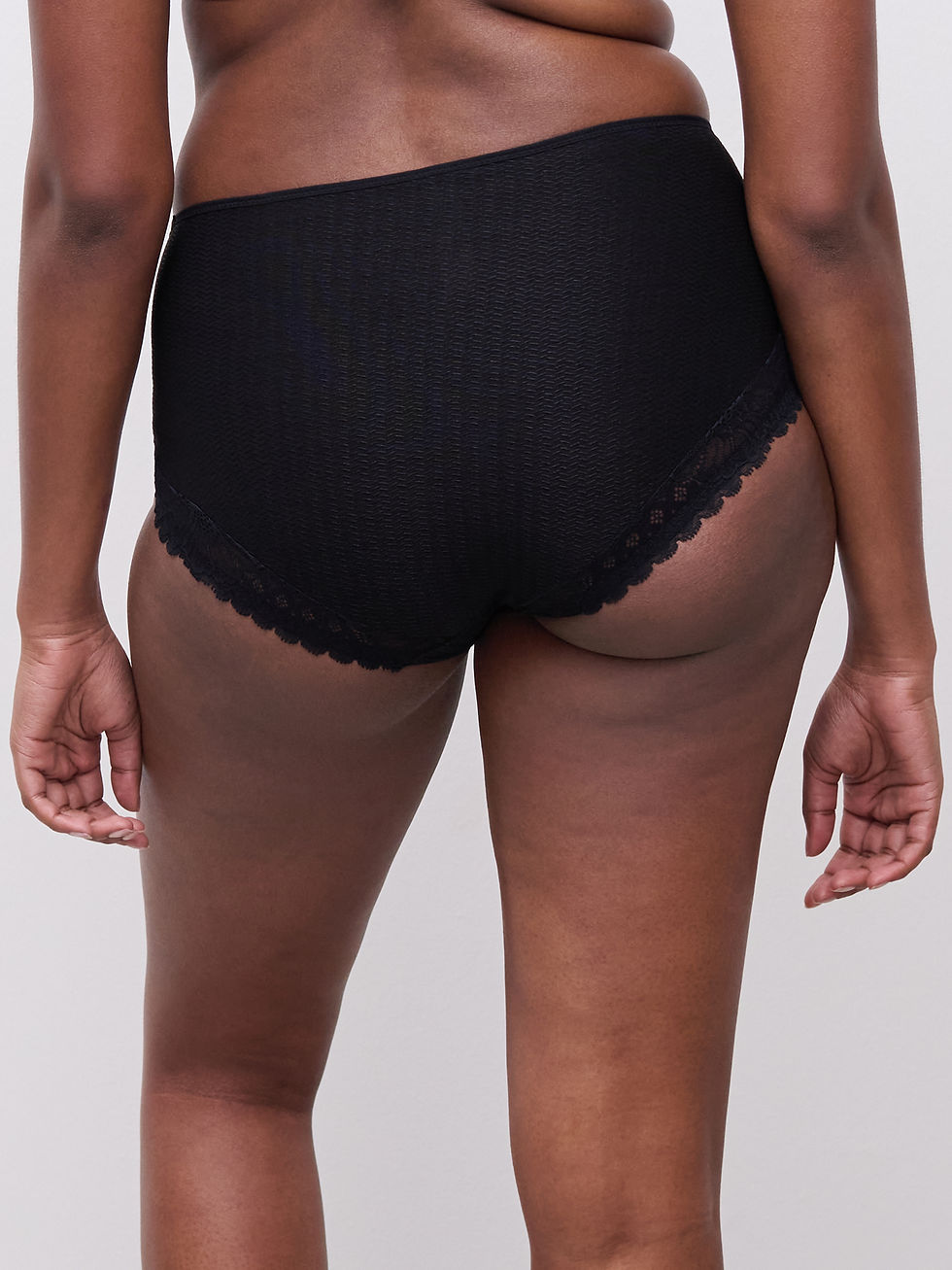 Miniature : Chantelle Culotte haute Sublime noir