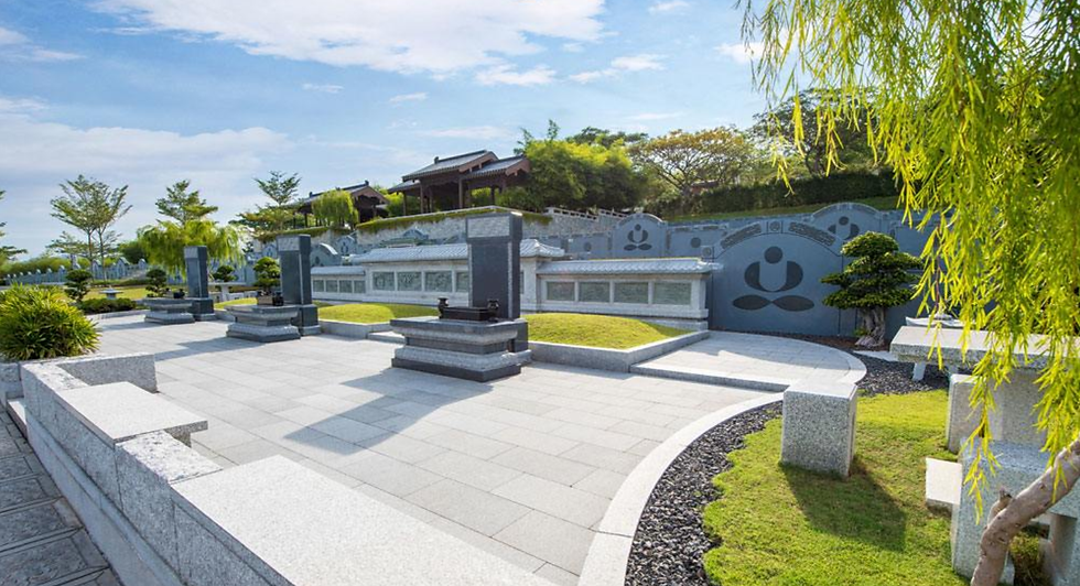 Family Plot 1