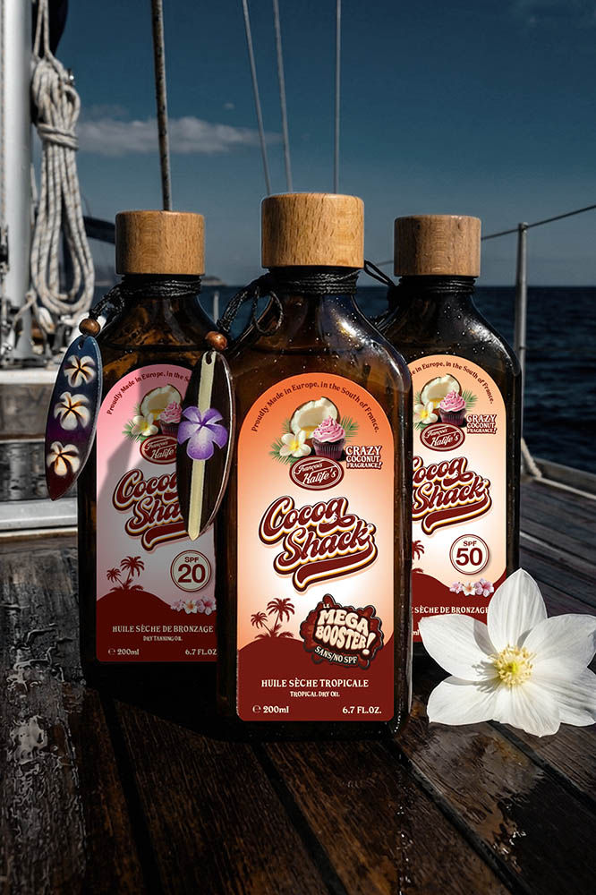 Miniature : COCOA SHACK® gamme des huiles sèches sur le pont d'un bateau